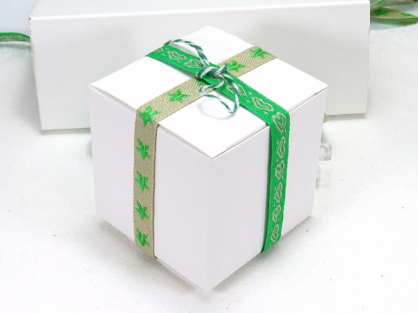 10 Schachteln Geschenkbox, weiß Würfel 6 cm, Gastgeschenk Hochzeit Geschenke verpacken Adventskalender, Kraftpapier-Karton, square box white